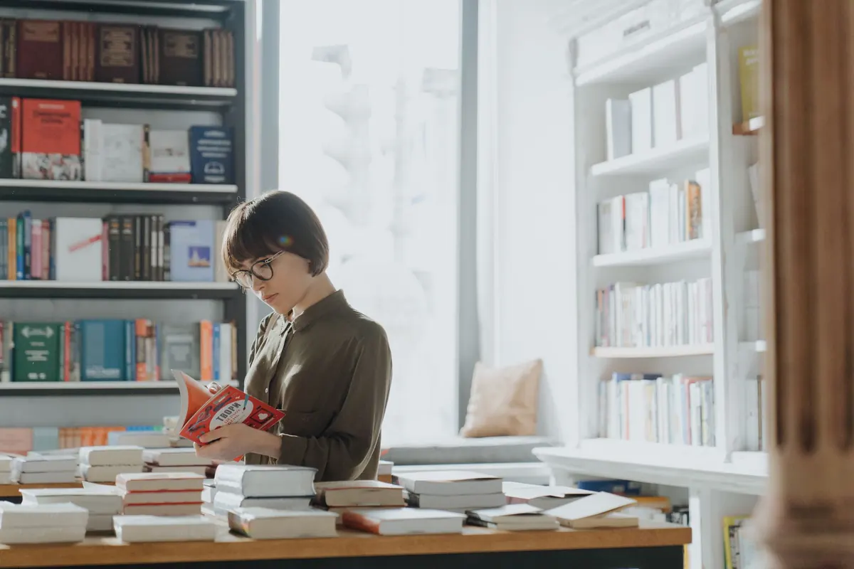 How to Choose Your Next Book: A Checklist for Avoiding Reading Slumps