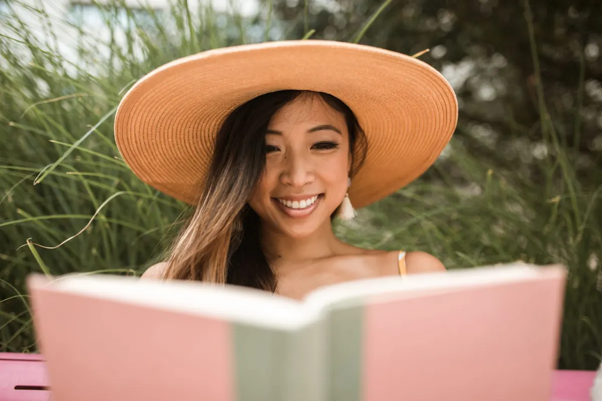 Summer Reading Guide: Best Books for the Beach, Garden and Commute